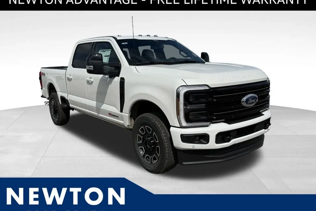 2025 Ford F-250 Platinum photo 1