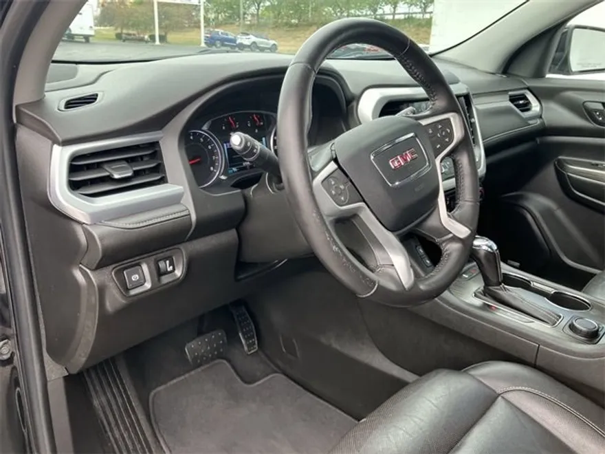 2019 Gmc Acadia SLT photo 1