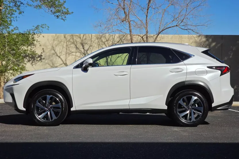 2020 Lexus NX 300 photo 1