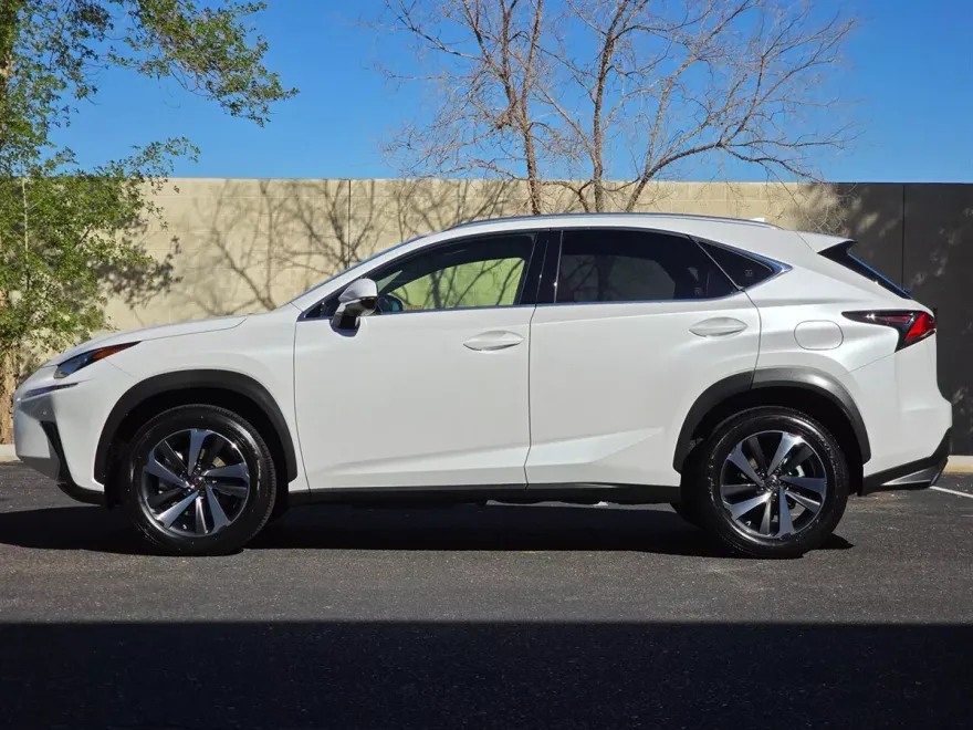 2020 Lexus NX 300 photo 1