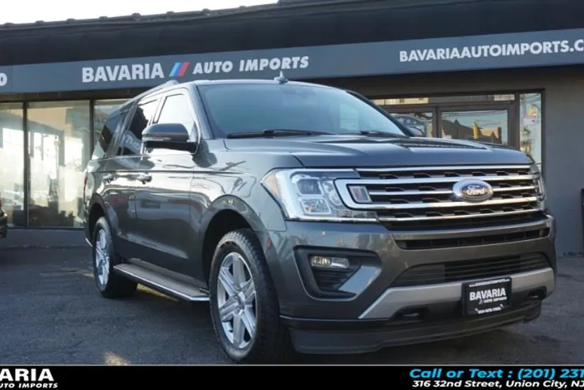 2019 Ford Expedition XLT photo 1