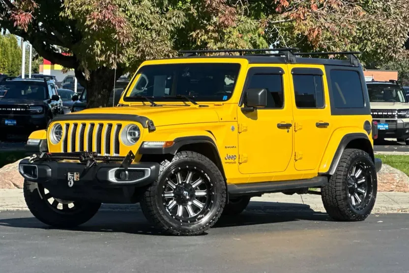 2019 Jeep Wrangler Unlimited Sahara photo 1