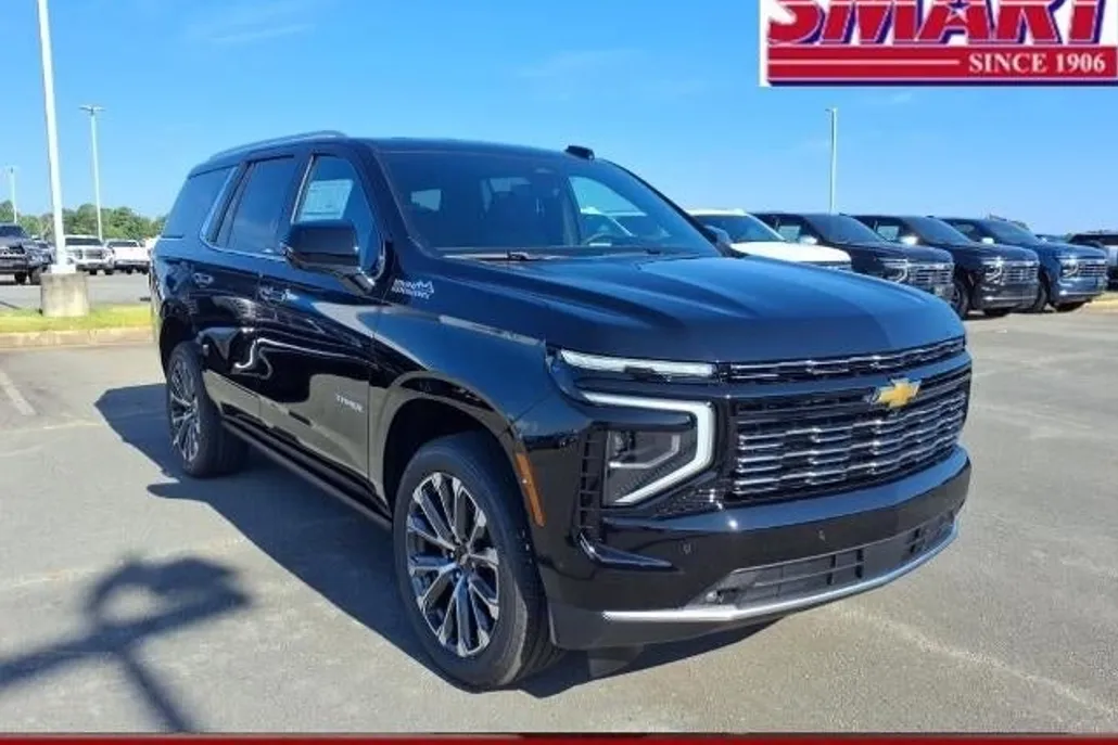2025 Chevrolet Tahoe High Country photo 1