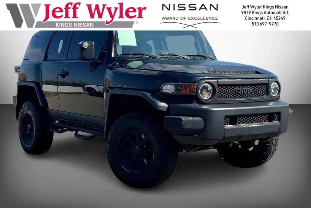 2008 Toyota FJ Cruiser Base photo 1