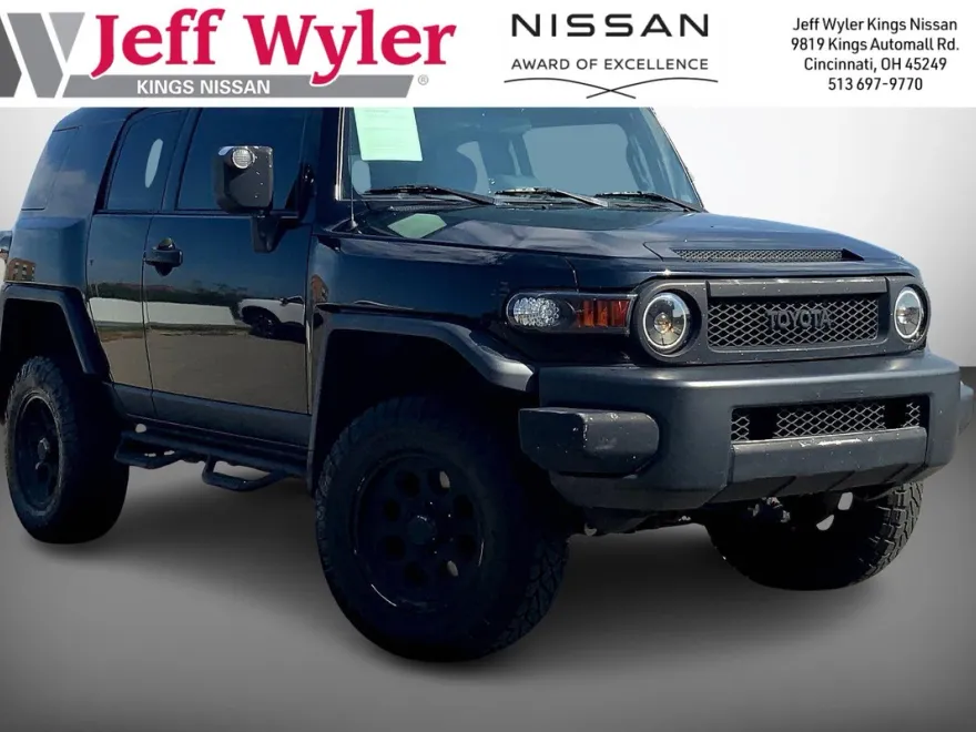 2008 Toyota FJ Cruiser Base photo 1