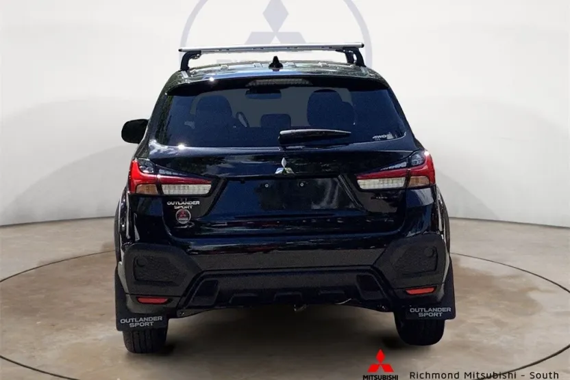 2025 Mitsubishi Outlander Sport ES SE LE photo 1