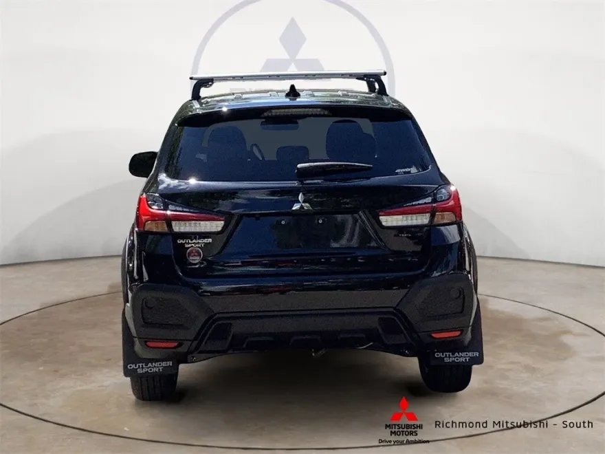 2025 Mitsubishi Outlander Sport ES SE LE photo 1