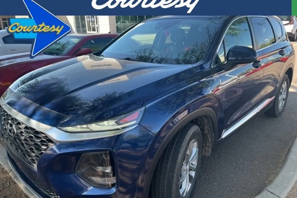 2020 Hyundai Santa Fe SE photo 1