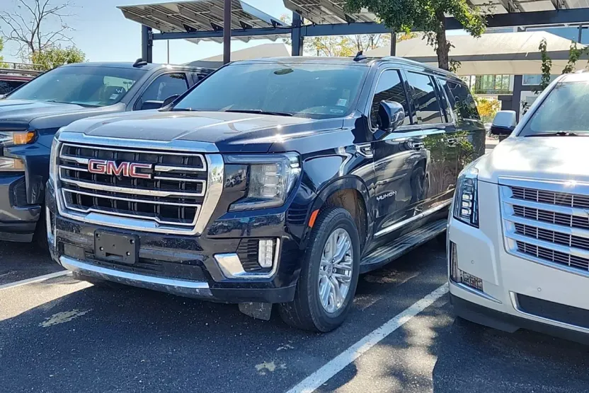 2022 Gmc Yukon XL SLT photo 1