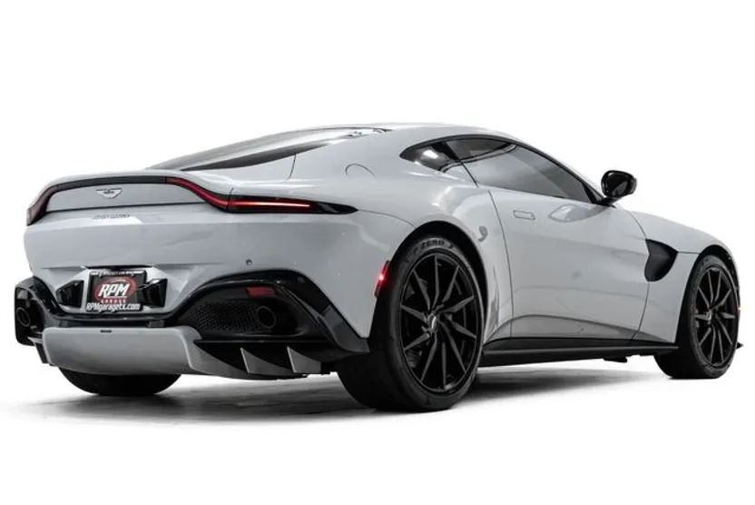2019 Aston Martin Vantage AM6 photo 1