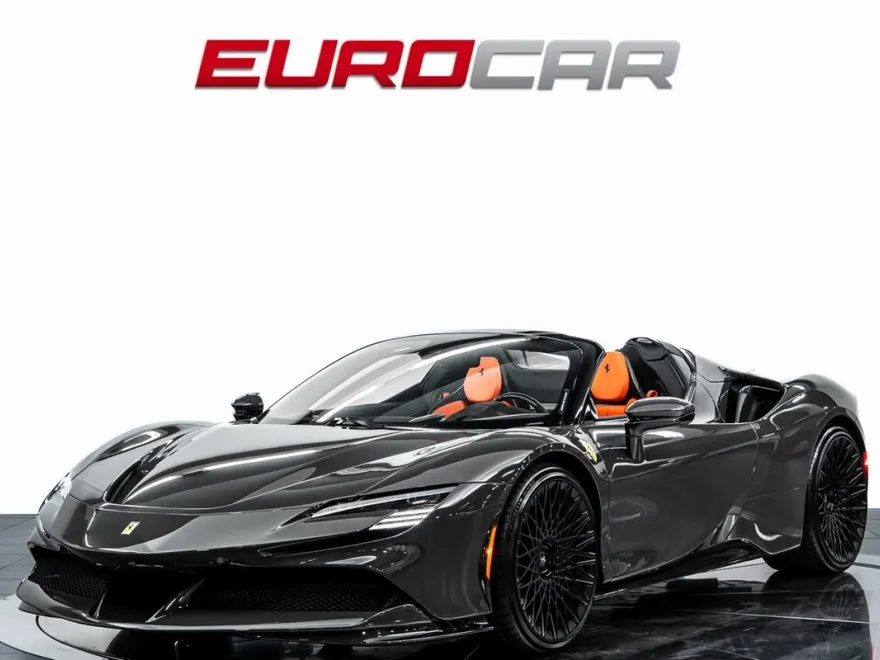 2024 Ferrari SF90 Spider Base photo 1