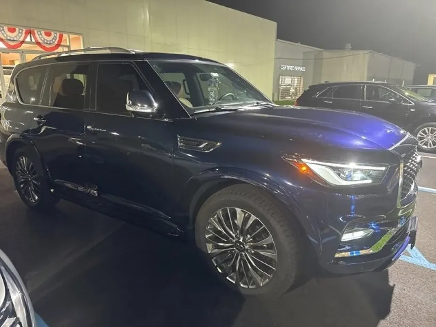 2021 Infiniti QX80 Sensory photo 1