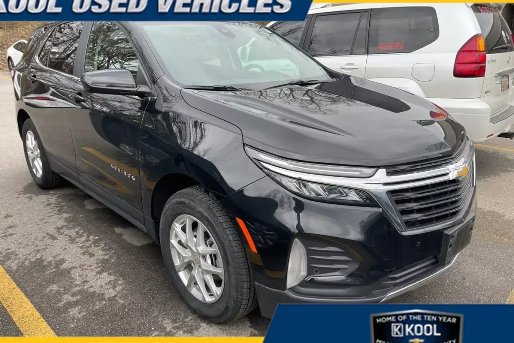 2024 Chevrolet Equinox LT photo 1