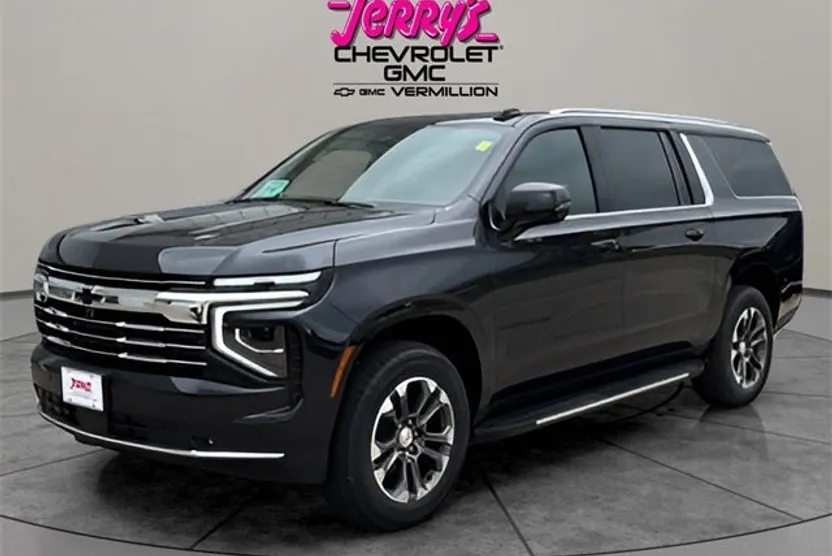 2025 Chevrolet Suburban LT photo 1