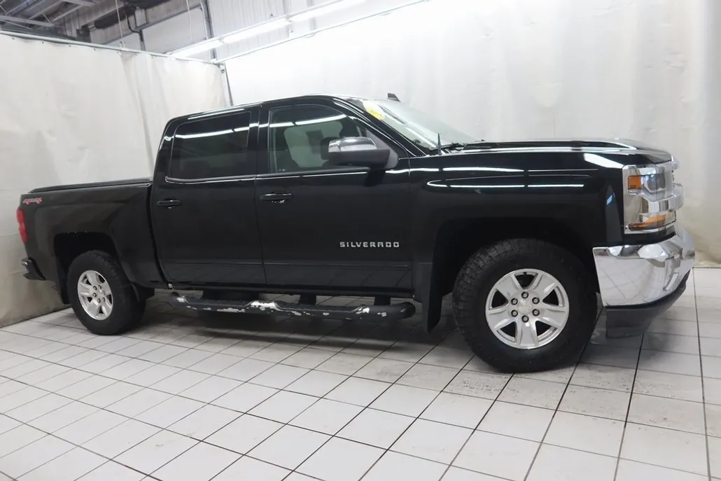 2016 Chevrolet Silverado 1500 LT photo 1