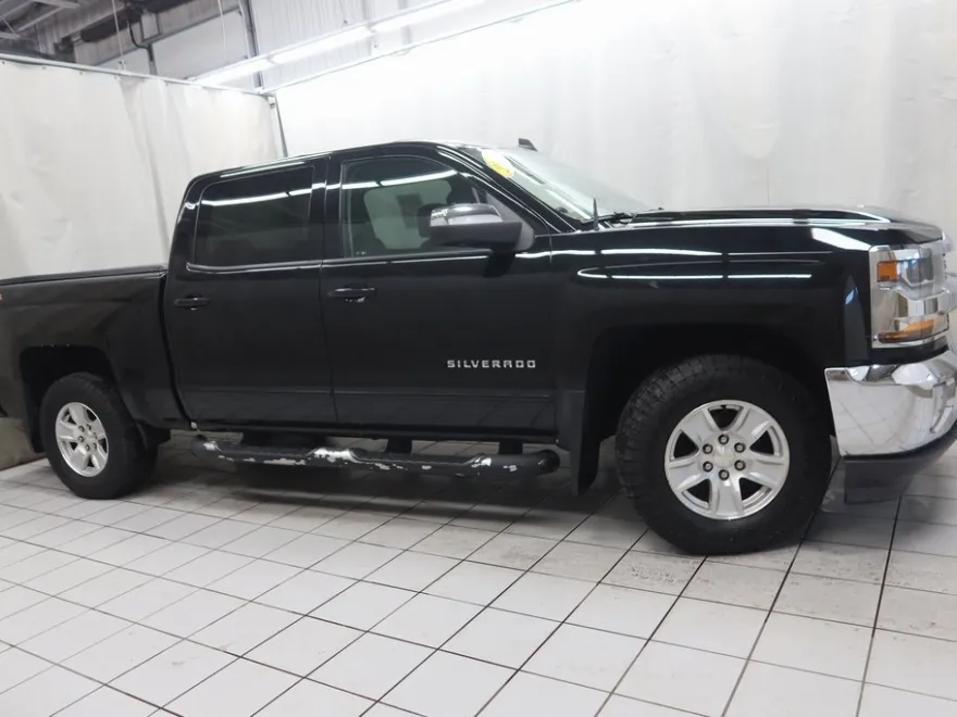 2016 Chevrolet Silverado 1500 LT photo 1