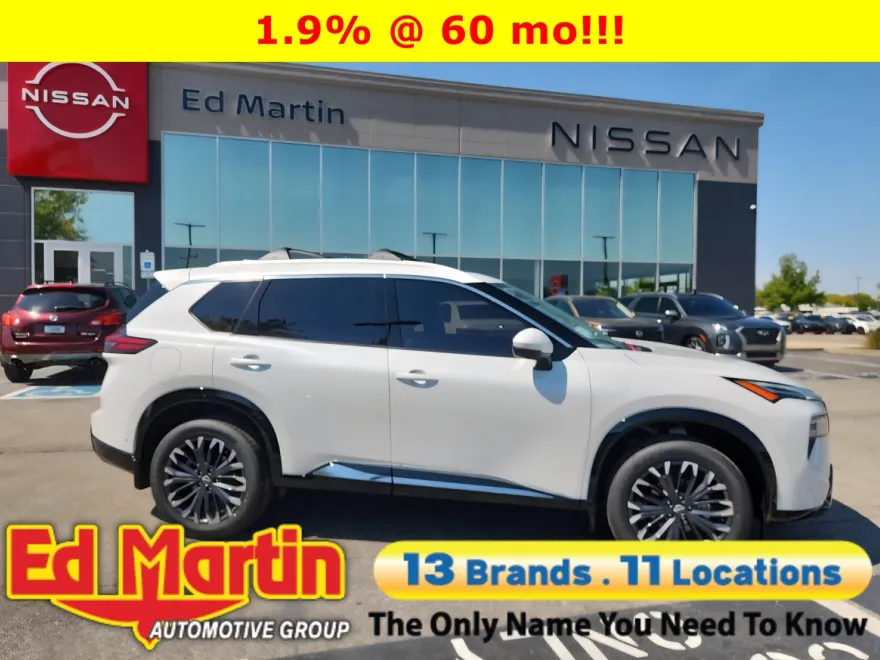 2026 Nissan Rogue Platinum photo 1
