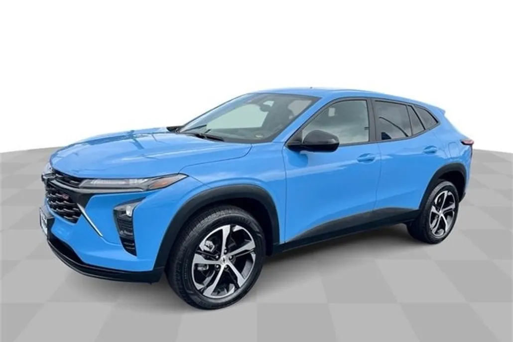 2024 Chevrolet Trax photo 1
