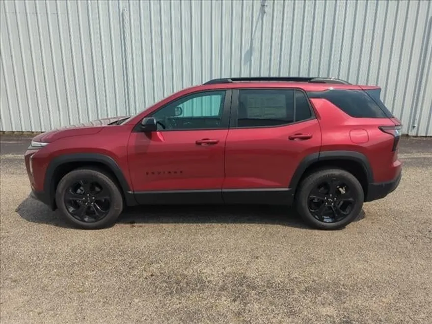 2026 Chevrolet Equinox LT photo 1