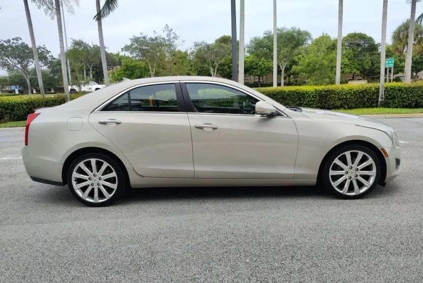 2014 Cadillac ATS Luxury photo 1