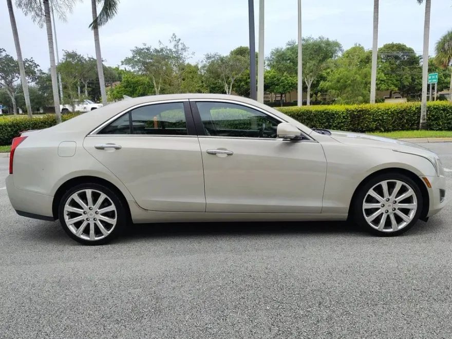 2014 Cadillac ATS Luxury photo 1