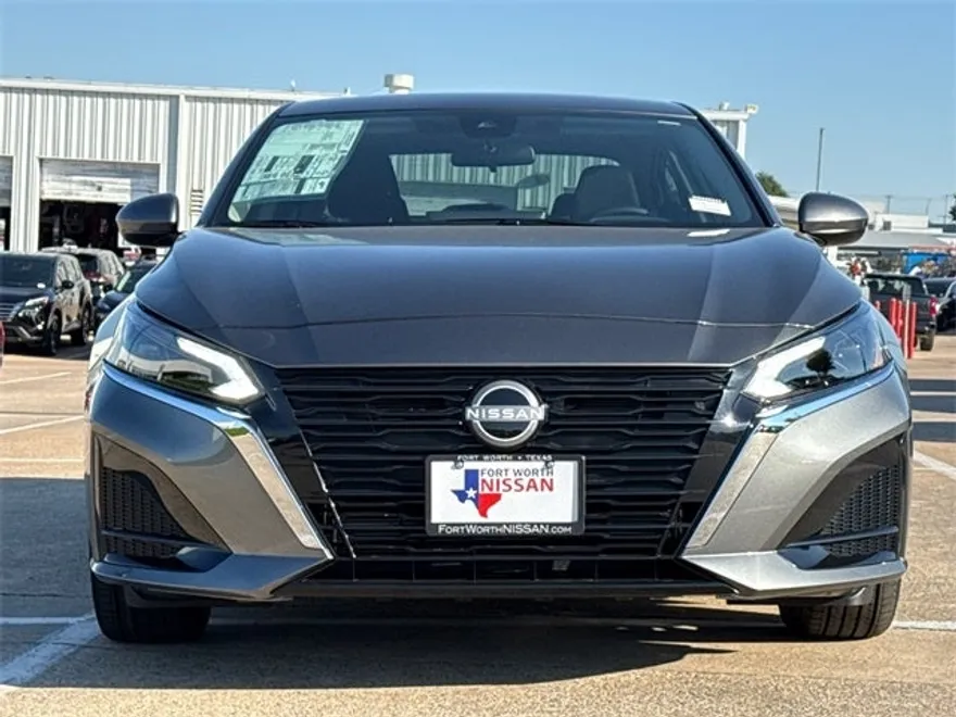 2025 Nissan Altima 2.5 SV photo 1