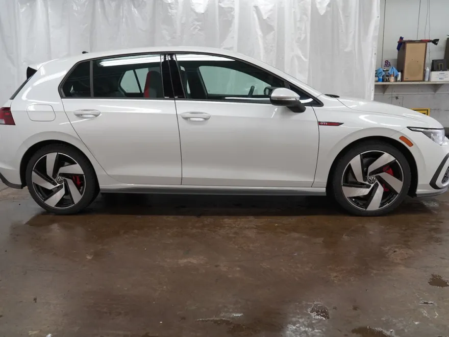 2024 Volkswagen Golf GTI S photo 1