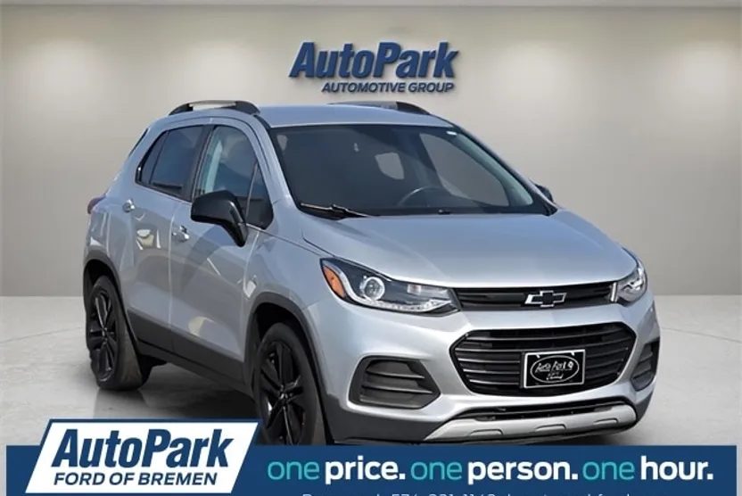 2020 Chevrolet Trax LT photo 1