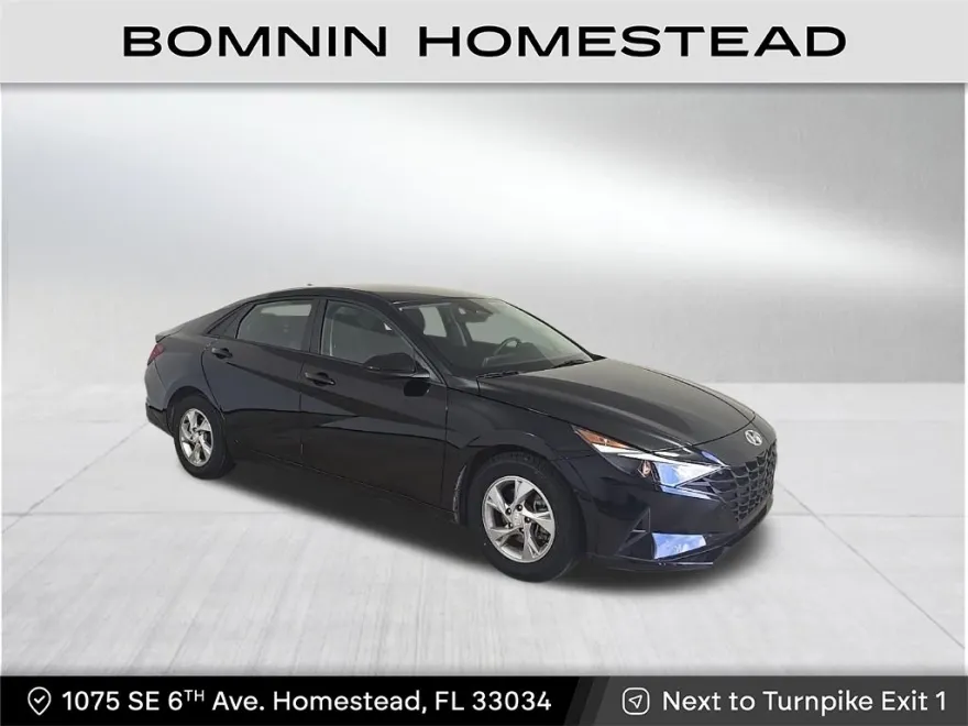 2022 Hyundai Elantra SE photo 1