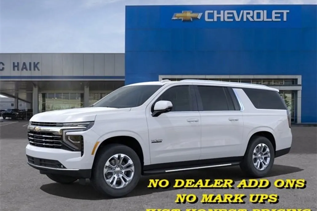 2025 Chevrolet Suburban LT photo 1