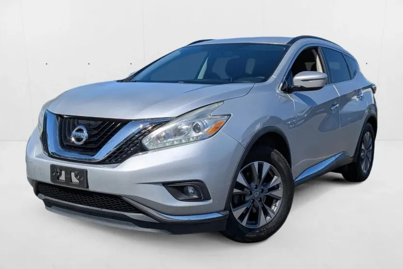 2017 Nissan Murano SV photo 1
