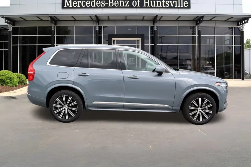 2022 Volvo XC90 Recharge T8 Inscription photo 1