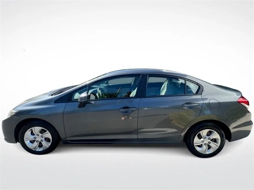2013 Honda Civic LX photo 1