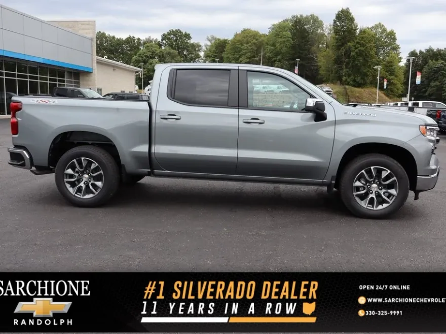 2026 Chevrolet Silverado 1500 LT photo 1
