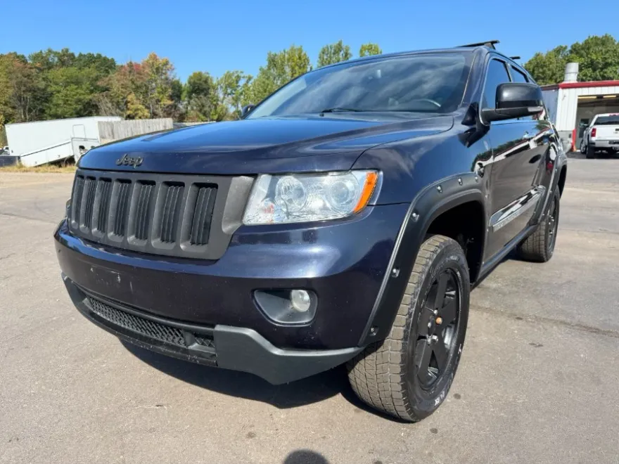 2011 Jeep Grand Cherokee Limited photo 1