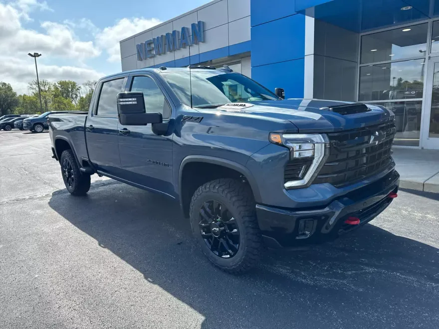 2026 Chevrolet Silverado LTZ photo 1