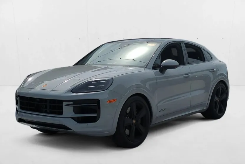 2025 Porsche Cayenne Coupe GTS photo 1