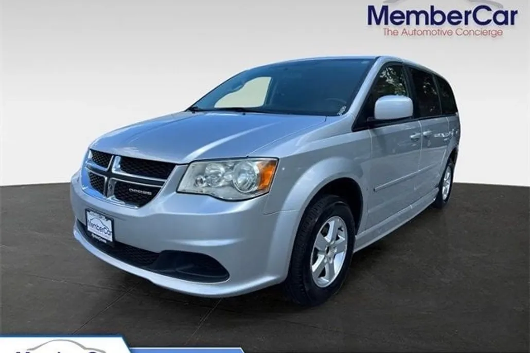 2012 Dodge Grand Caravan SXT photo 1