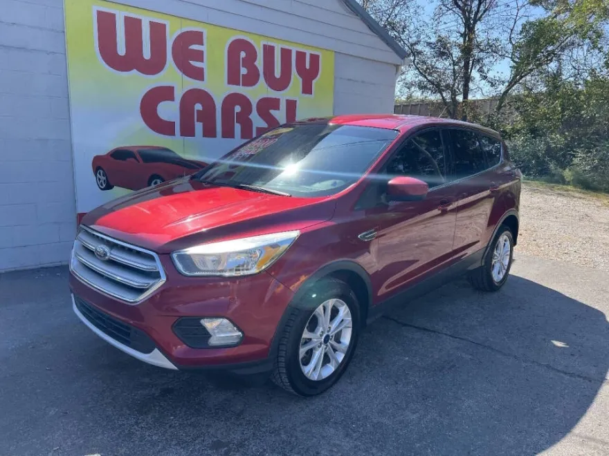 2017 Ford Escape SE photo 1