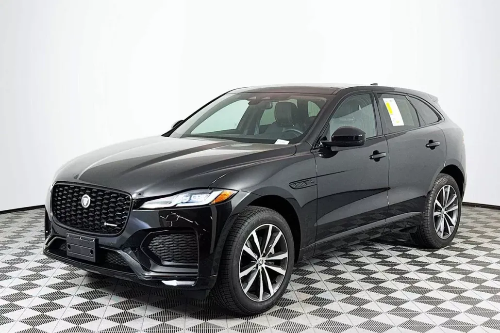 2025 Jaguar F-PACE P250 R-Dynamic S photo 1