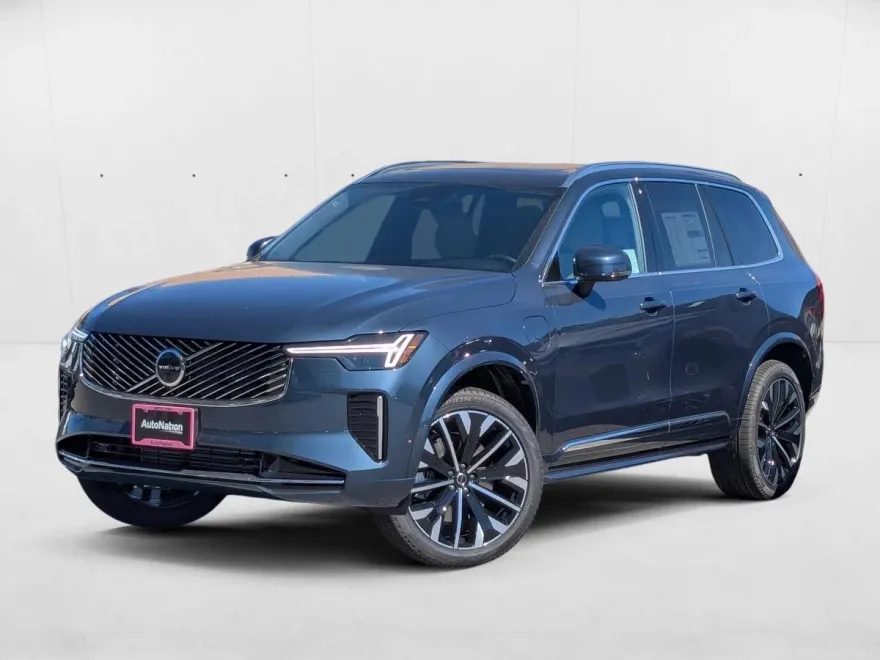 2026 Volvo XC90 Plus photo 1
