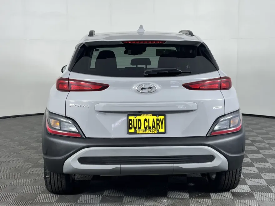 2023 Hyundai Kona SEL photo 1