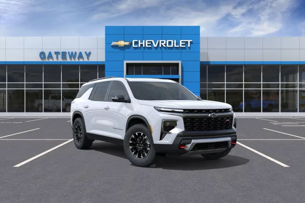 2026 Chevrolet Traverse Z71 photo 1
