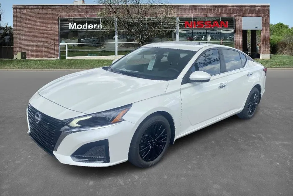 2025 Nissan Altima SV Special Edition photo 1