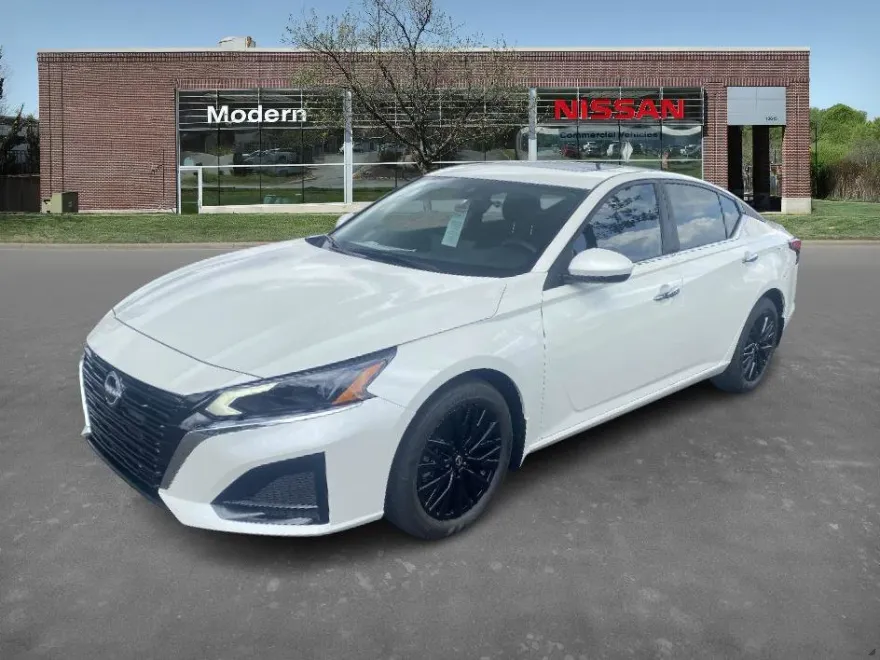 2025 Nissan Altima SV Special Edition photo 1