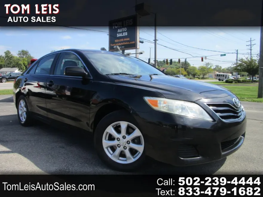 2011 Toyota Camry Base photo 1