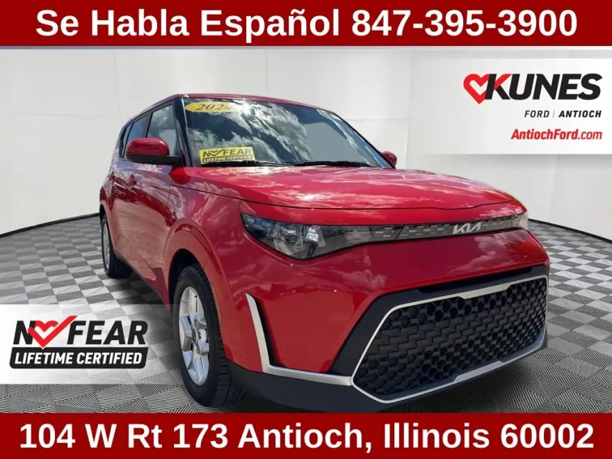 2024 Kia Soul LX photo 1