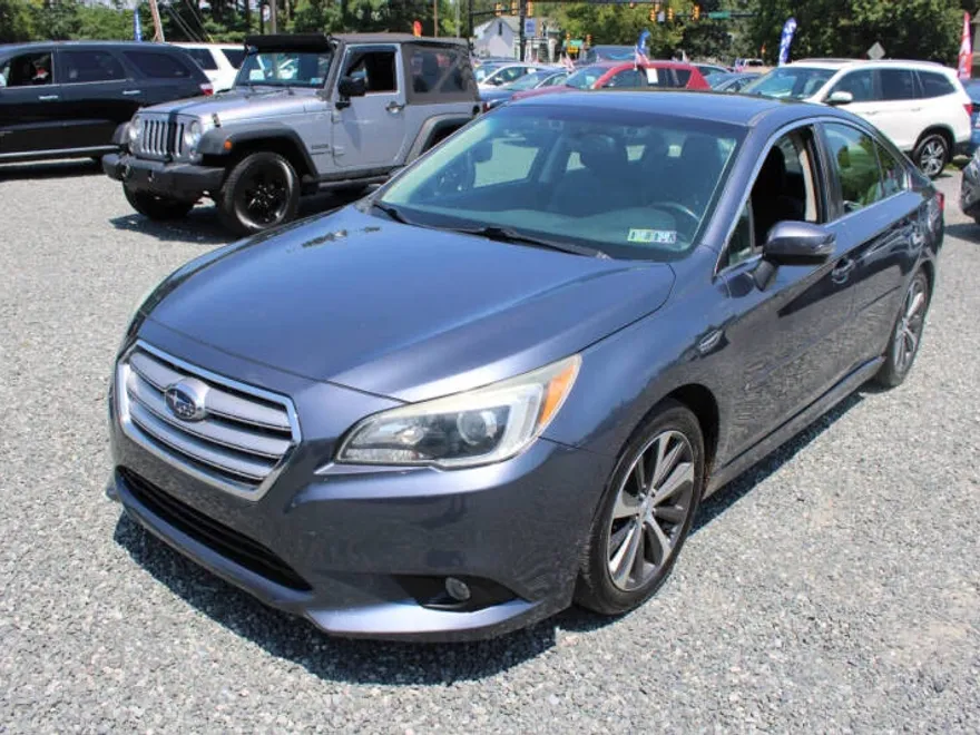 2016 Subaru Legacy 2.5i Limited photo 1