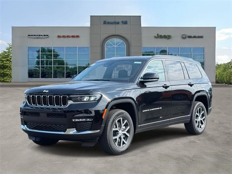 2025 Jeep Grand Cherokee Limited Sport photo 1