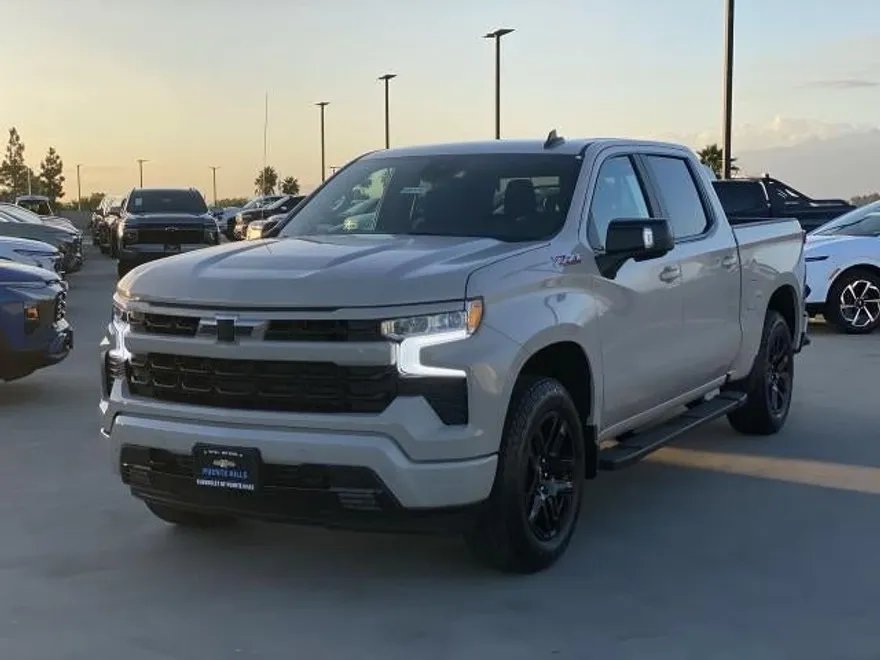 2026 Chevrolet Silverado 1500 RST photo 1